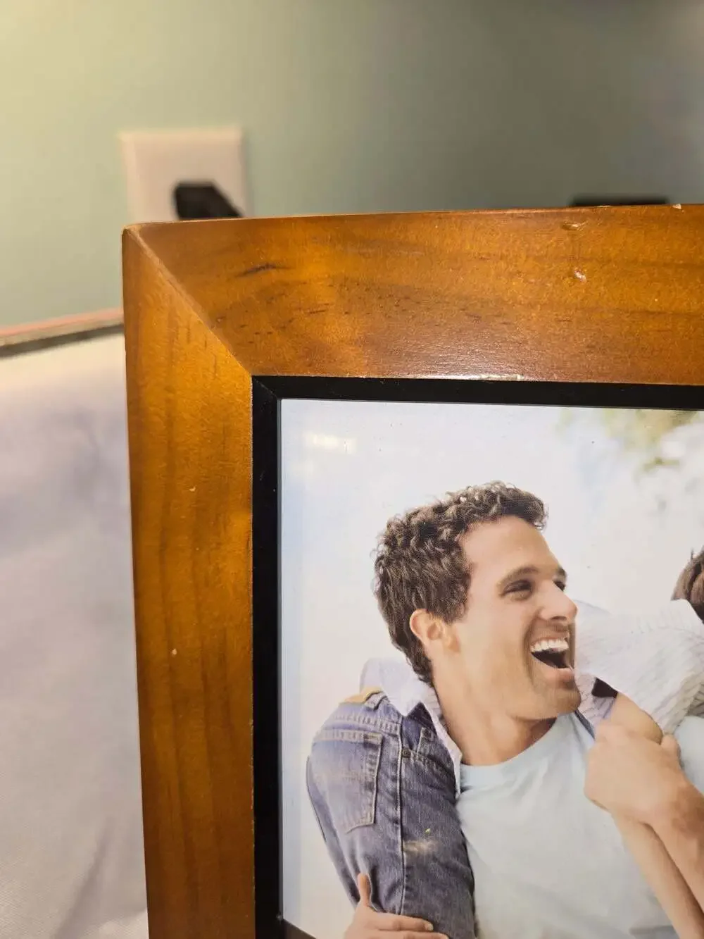 Prinz Dakota Collection 5x7 Inch Dark Walnut Wood Picture Frame